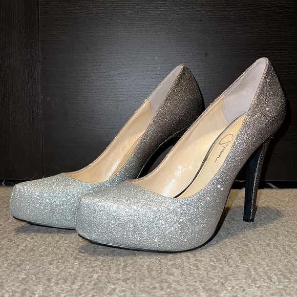 Jessica Simpson Shoes - Jessica Simpson Silver Ombré Heels Size 9